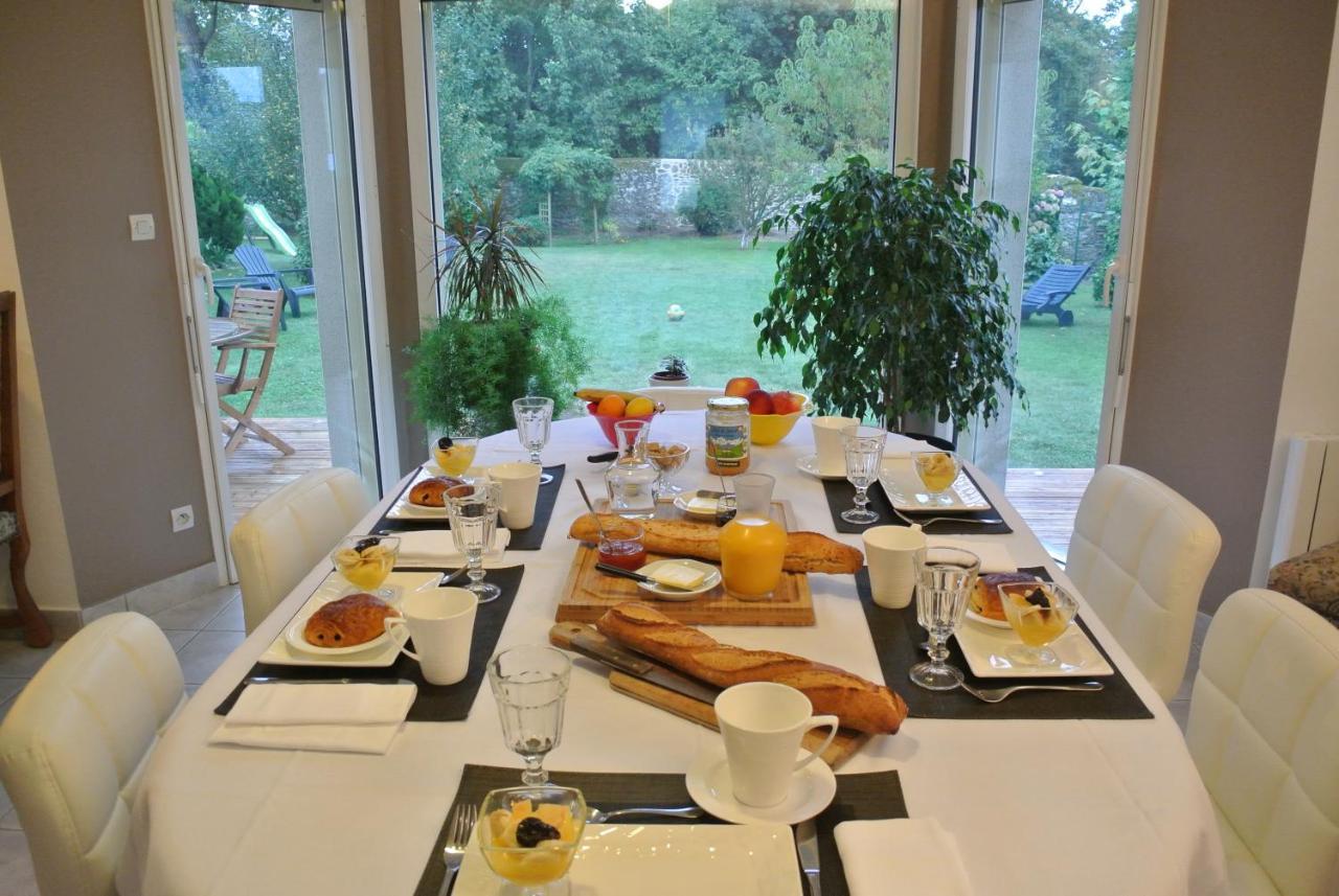 Au Logis De La Rance Bed And Breakfast Saint Jouan des Guerets Bagian luar foto